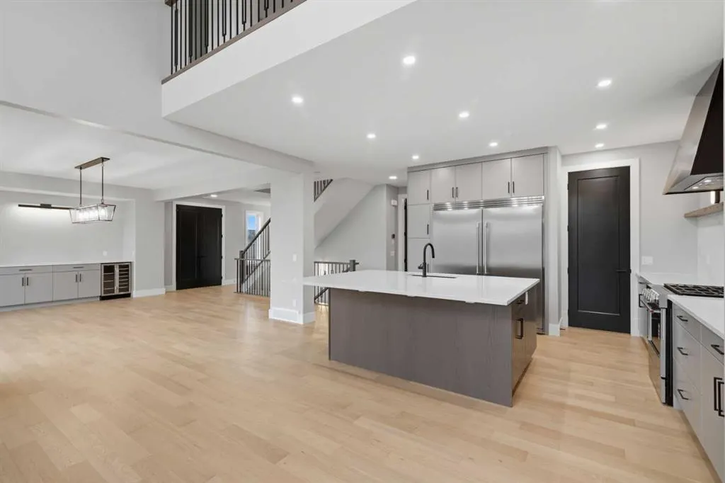 116 Greenwich Heath NW