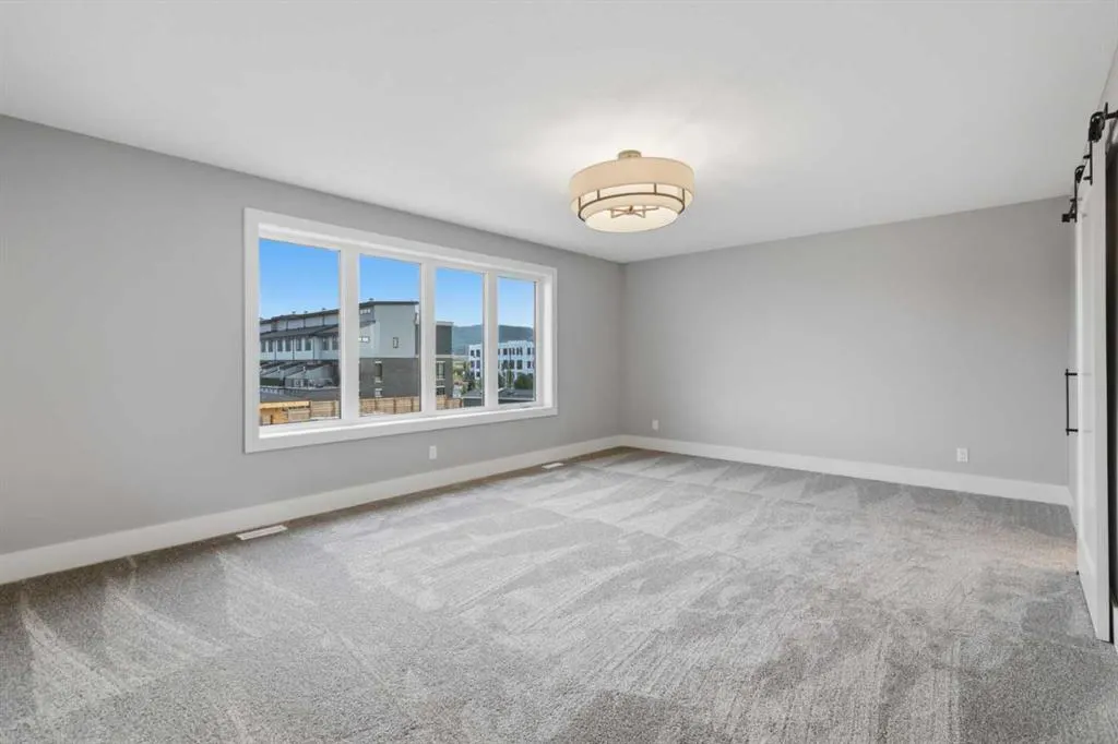 116 Greenwich Heath NW