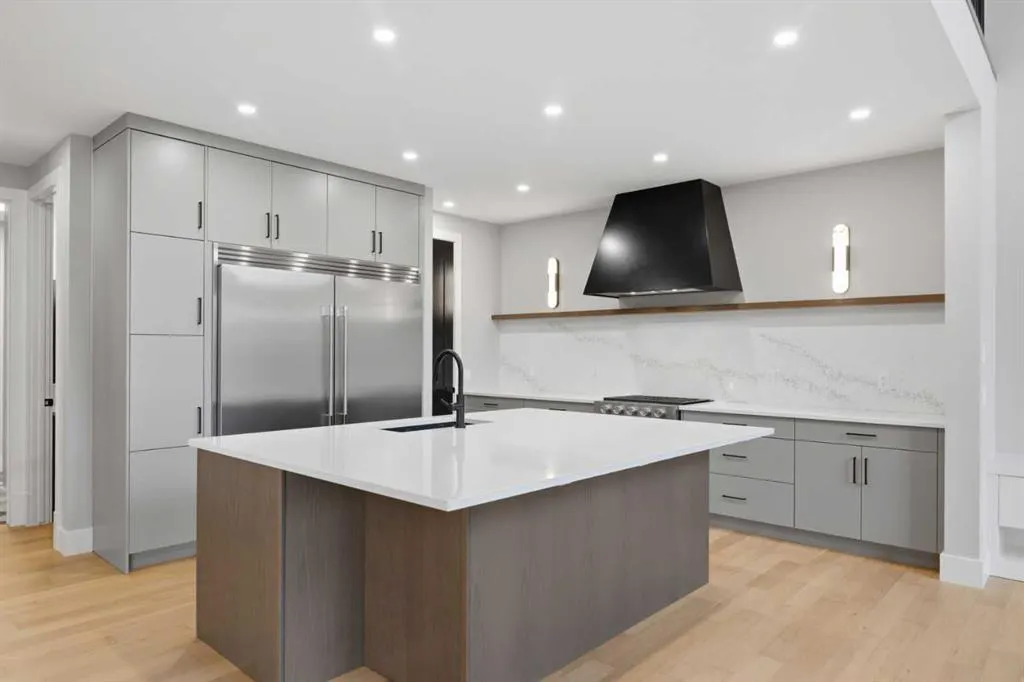 116 Greenwich Heath NW