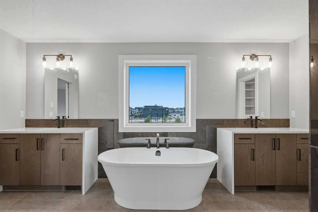 116 Greenwich Heath NW