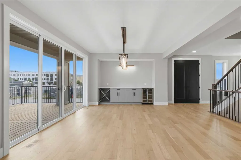 116 Greenwich Heath NW