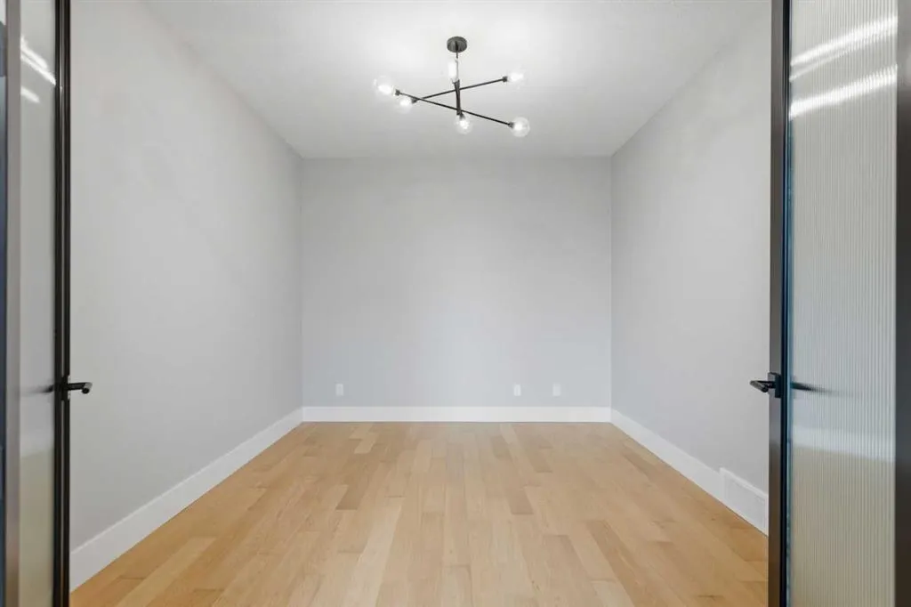 116 Greenwich Heath NW