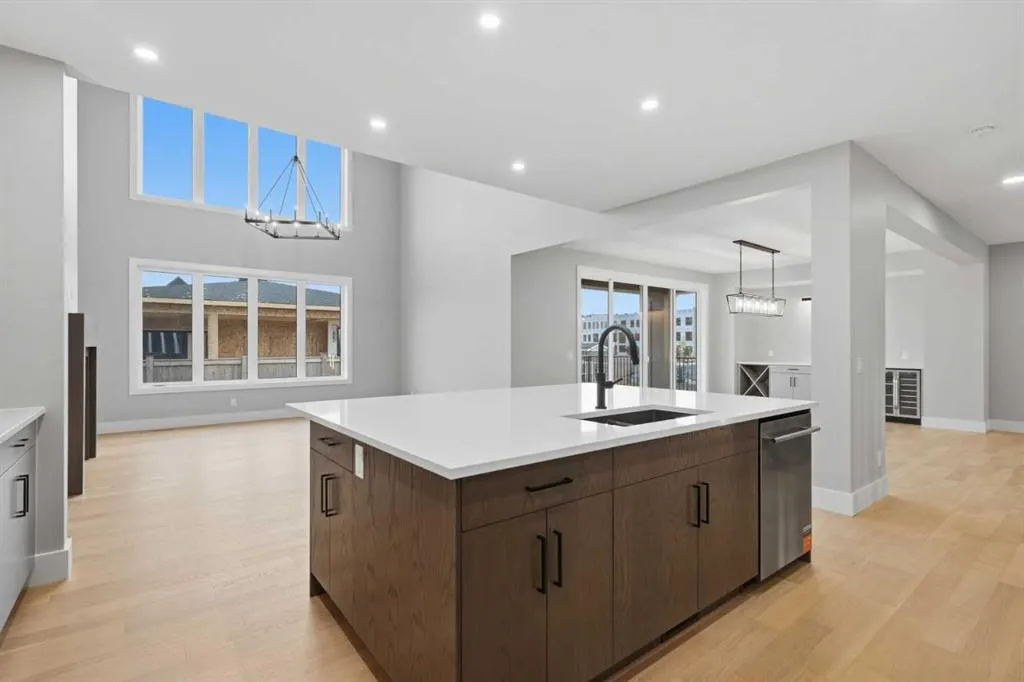 116 Greenwich Heath NW