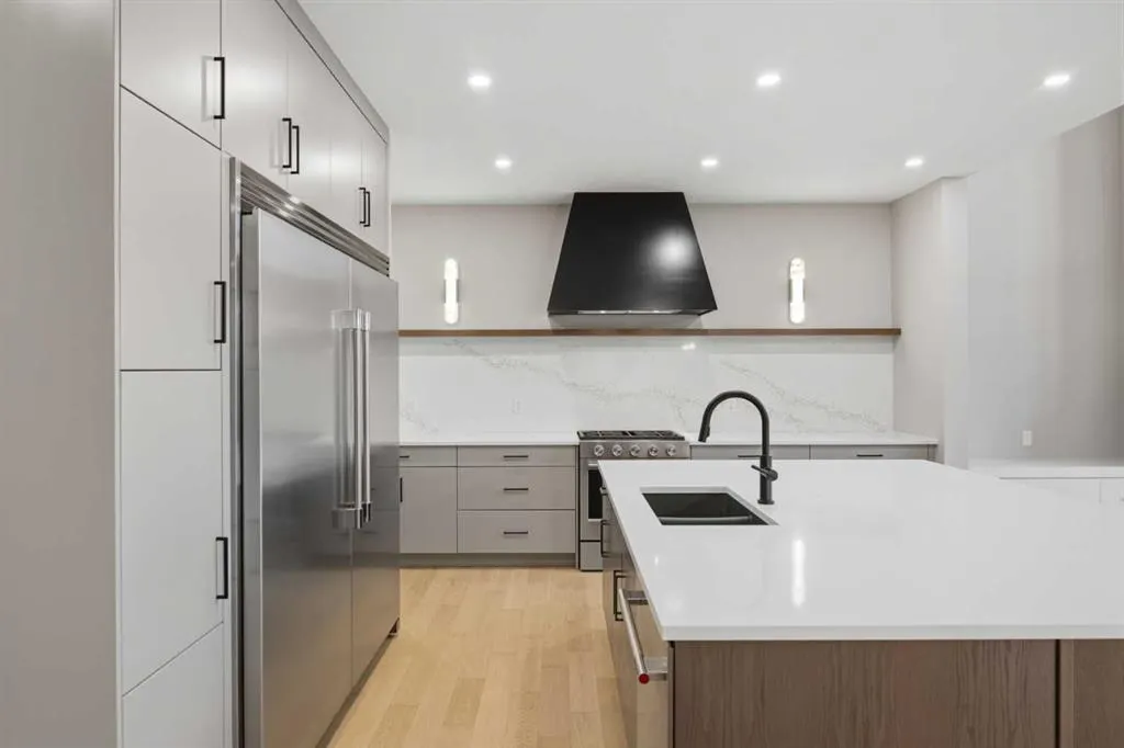 116 Greenwich Heath NW