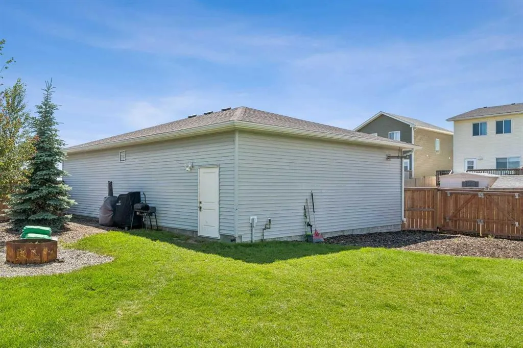 7 Bishop Circle