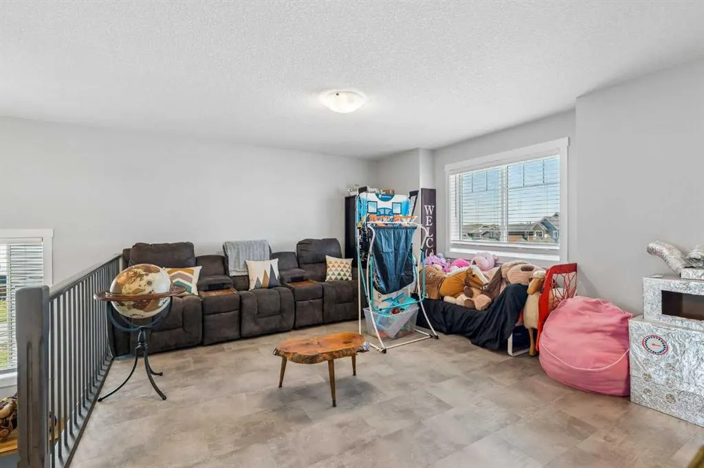 7 Bishop Circle