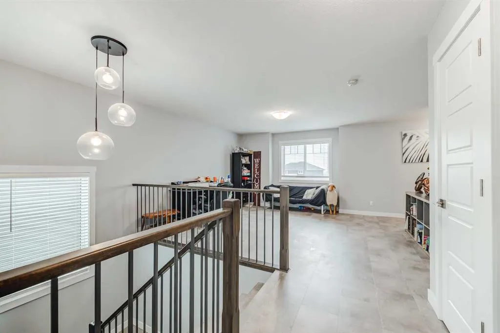 7 Bishop Circle