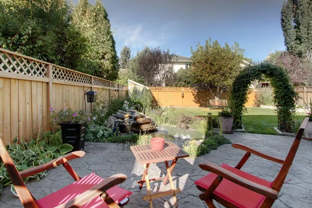 311 Douglasbank Green SE
