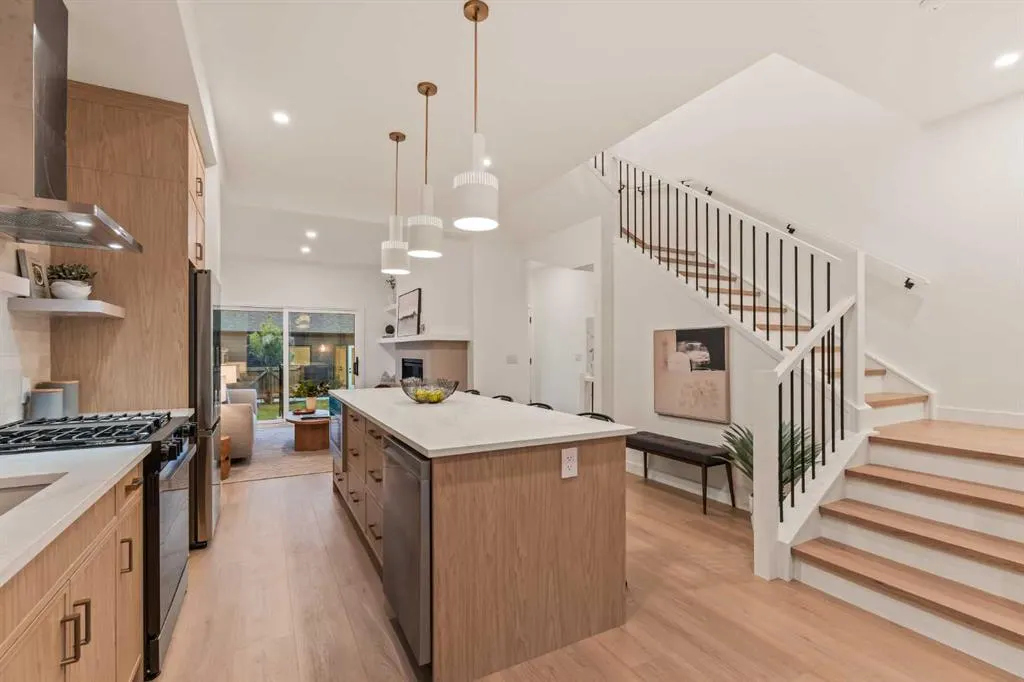 8916 33 Avenue NW #2