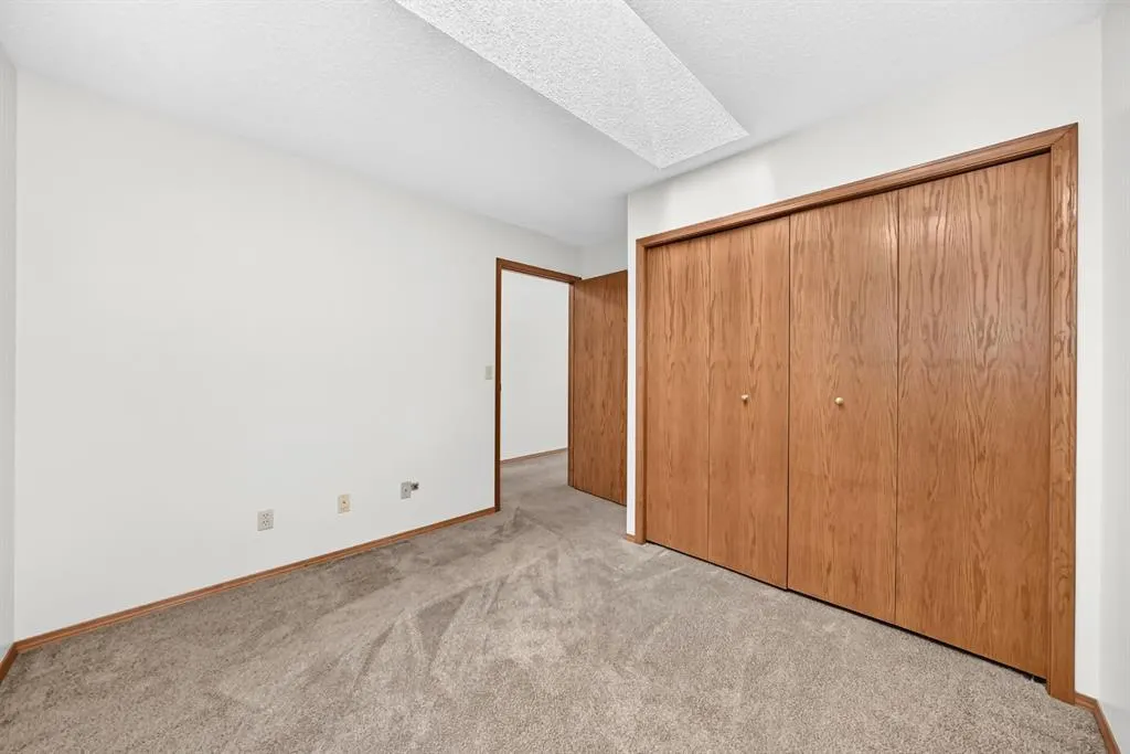3 Parklane Place