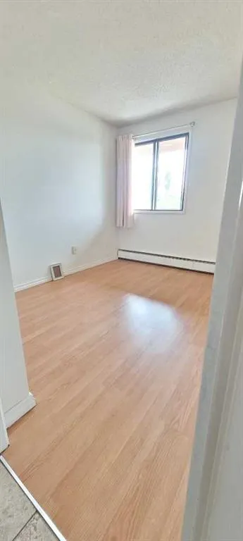 1900 25A Street SW #302