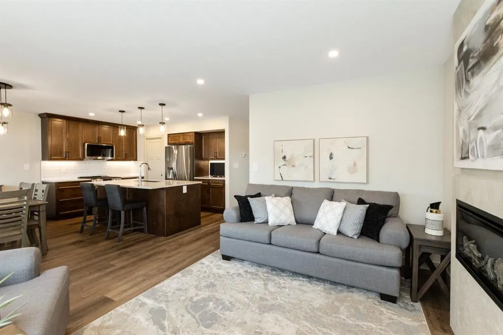 22 Napoleon Meadows Way