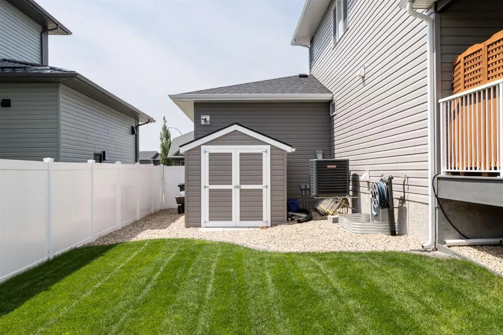 22 Napoleon Meadows Way