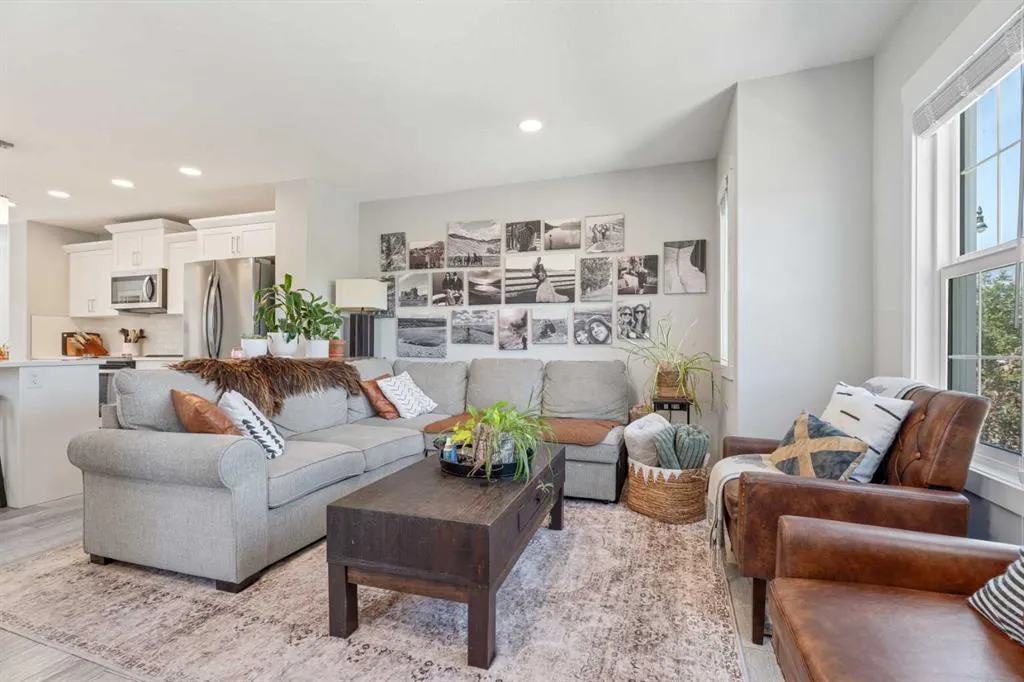 1407 3 Street SE #17