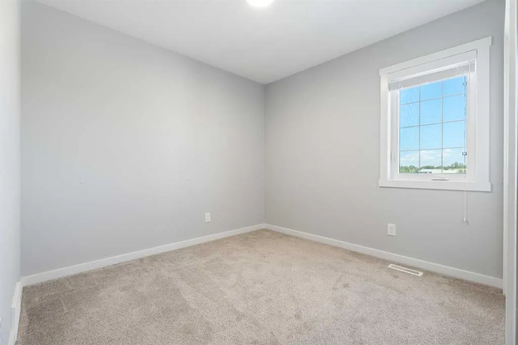 1407 3 Street SE #17