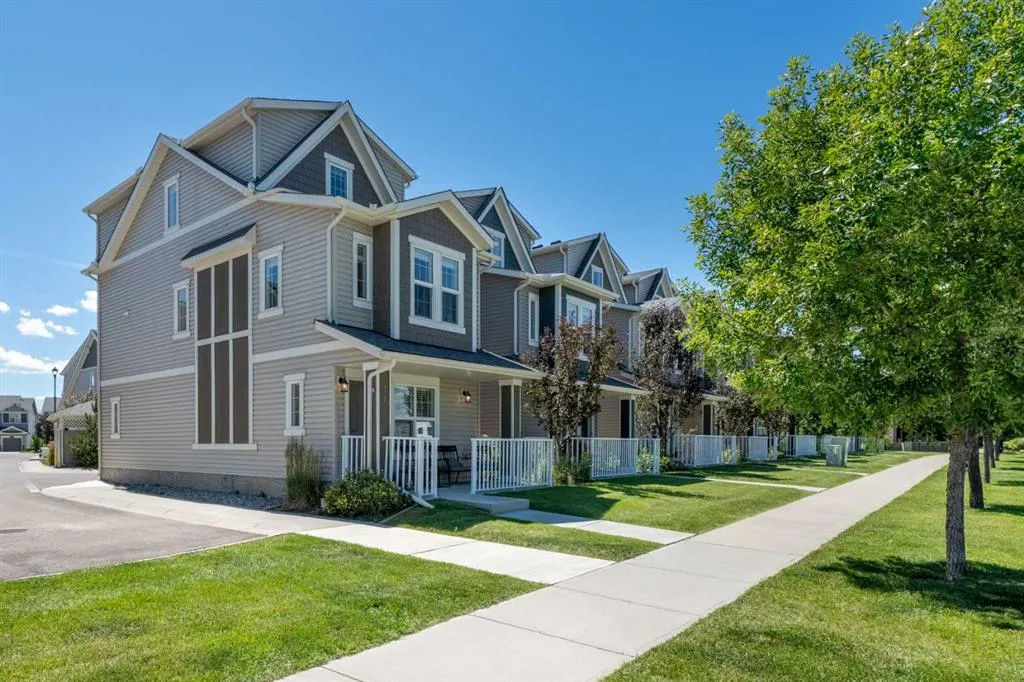 1407 3 Street SE #17