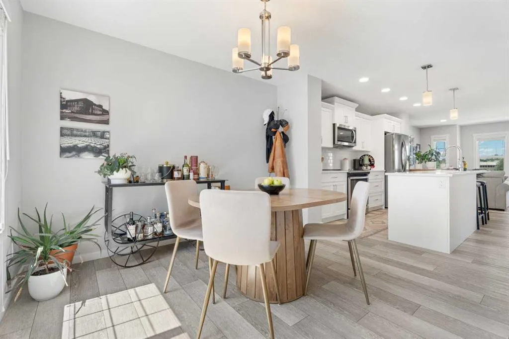 1407 3 Street SE #17