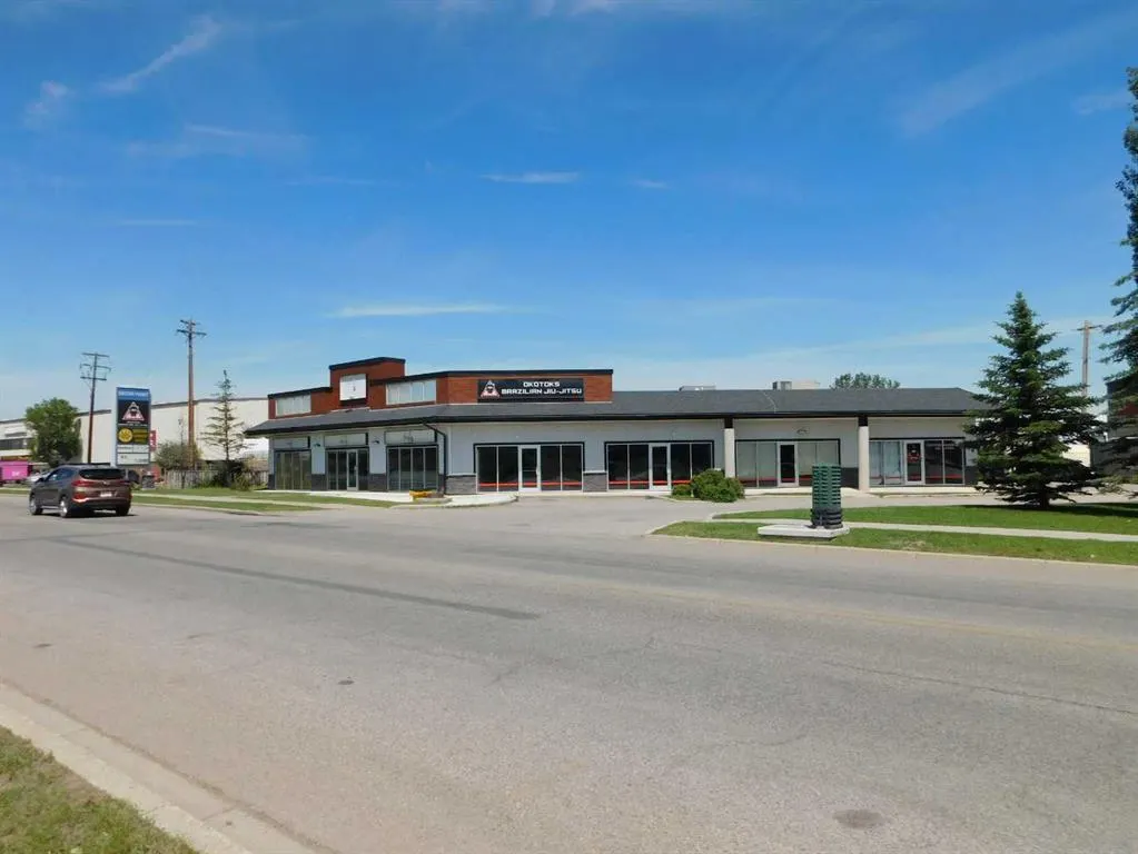 220 North Railway Street ##2