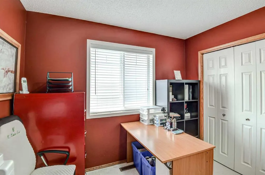 225 Chapala Drive SE