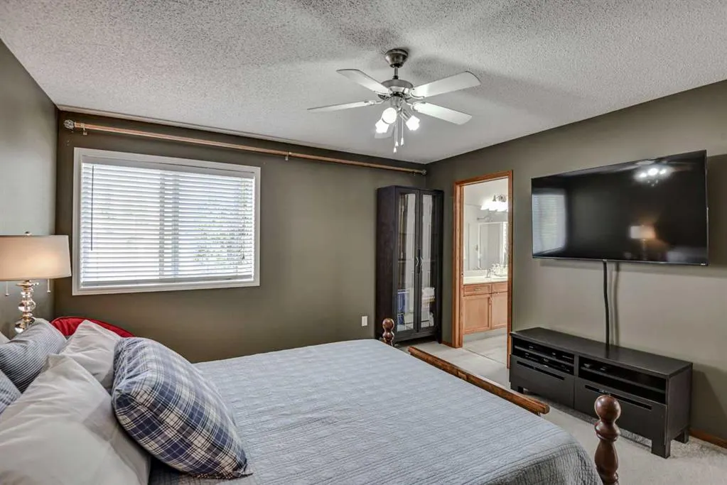 225 Chapala Drive SE