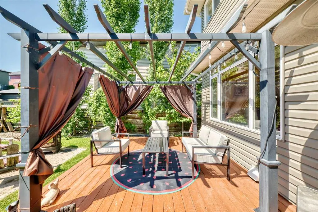 29 Westridge Crescent