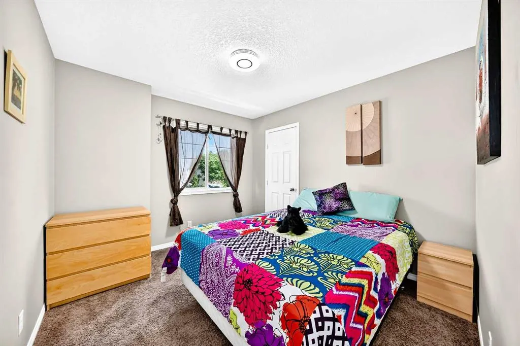 29 Westridge Crescent