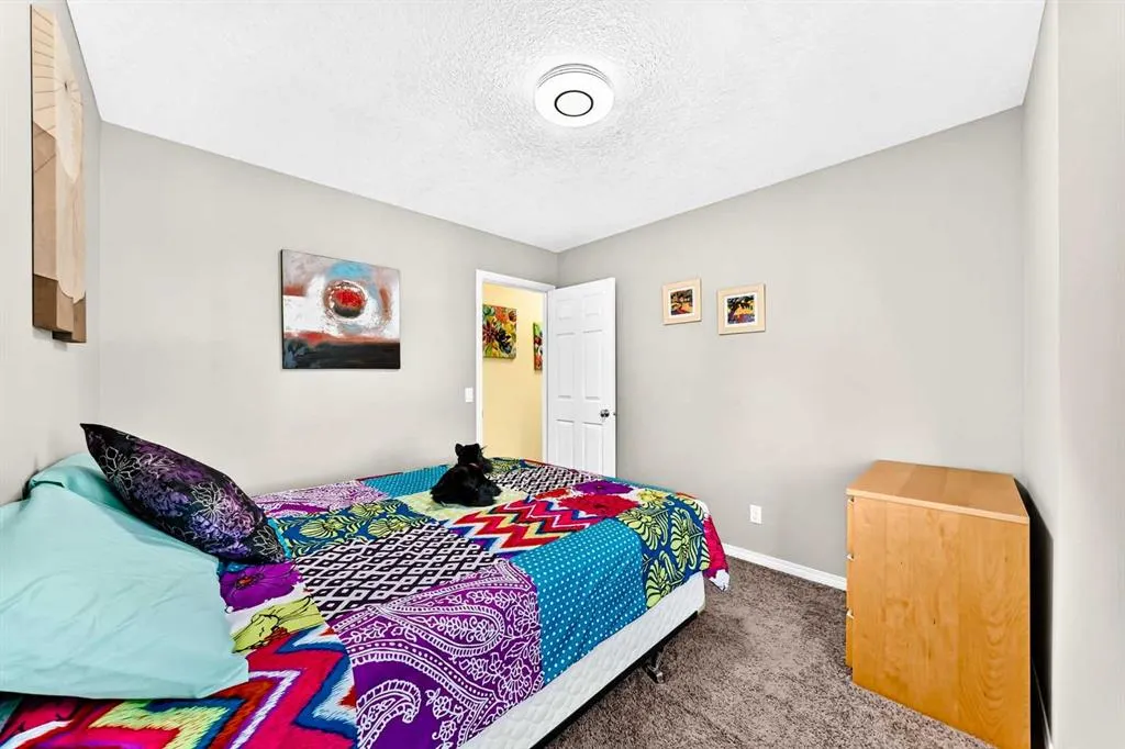 29 Westridge Crescent