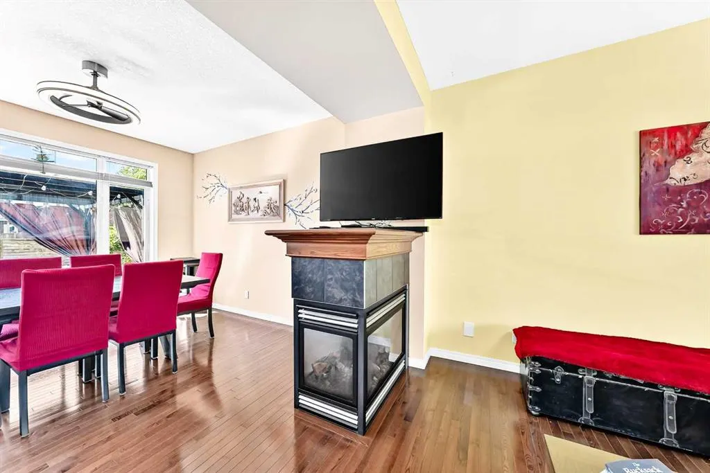 29 Westridge Crescent