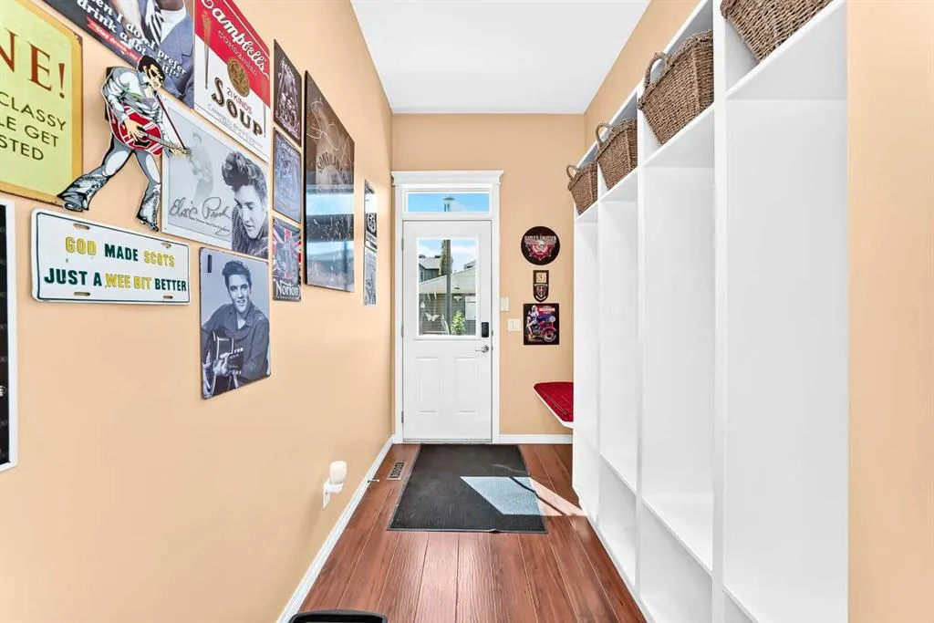 29 Westridge Crescent