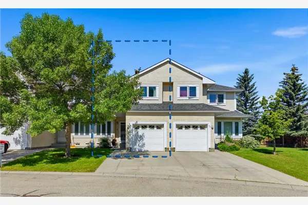 388 Sandarac Drive NW