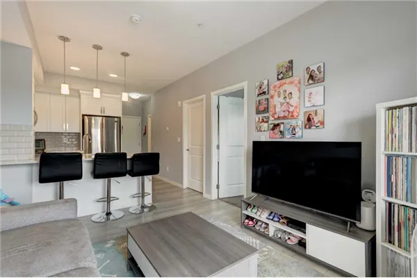370 Harvest Hills Common NE