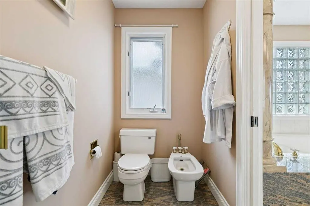 85 Mt Douglas Circle SE