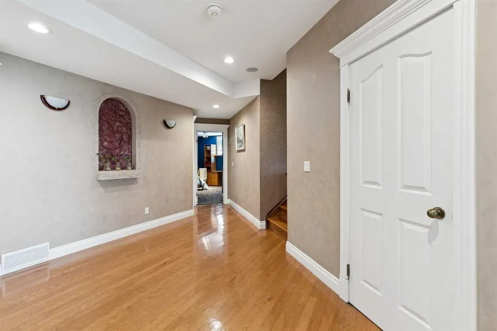 85 Mt Douglas Circle SE