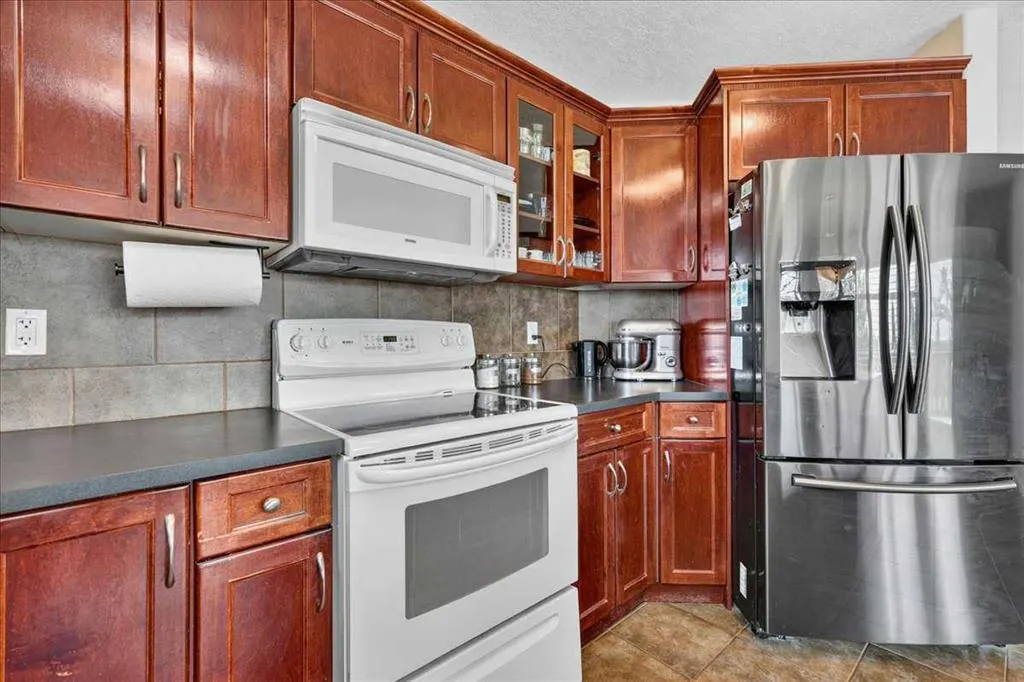 772 Carriage Lane Drive