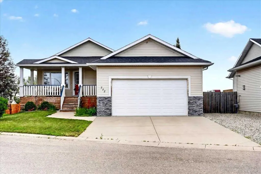 772 Carriage Lane Drive