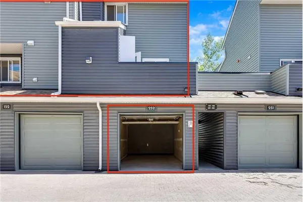 66 Glamis Green SW