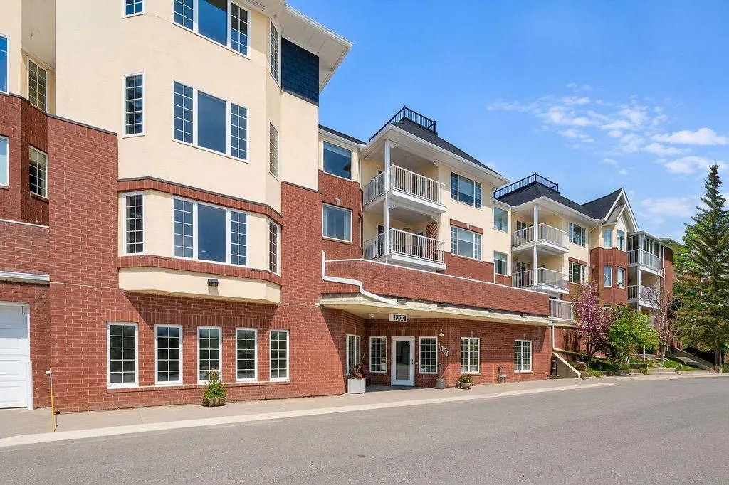 1210 Sienna Park Green SW #1210