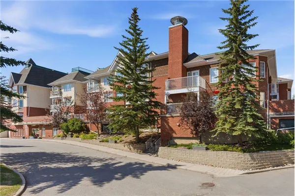 1210 Sienna Park Green SW