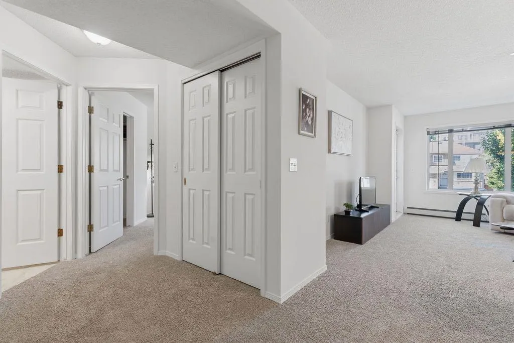 1210 Sienna Park Green SW #1210