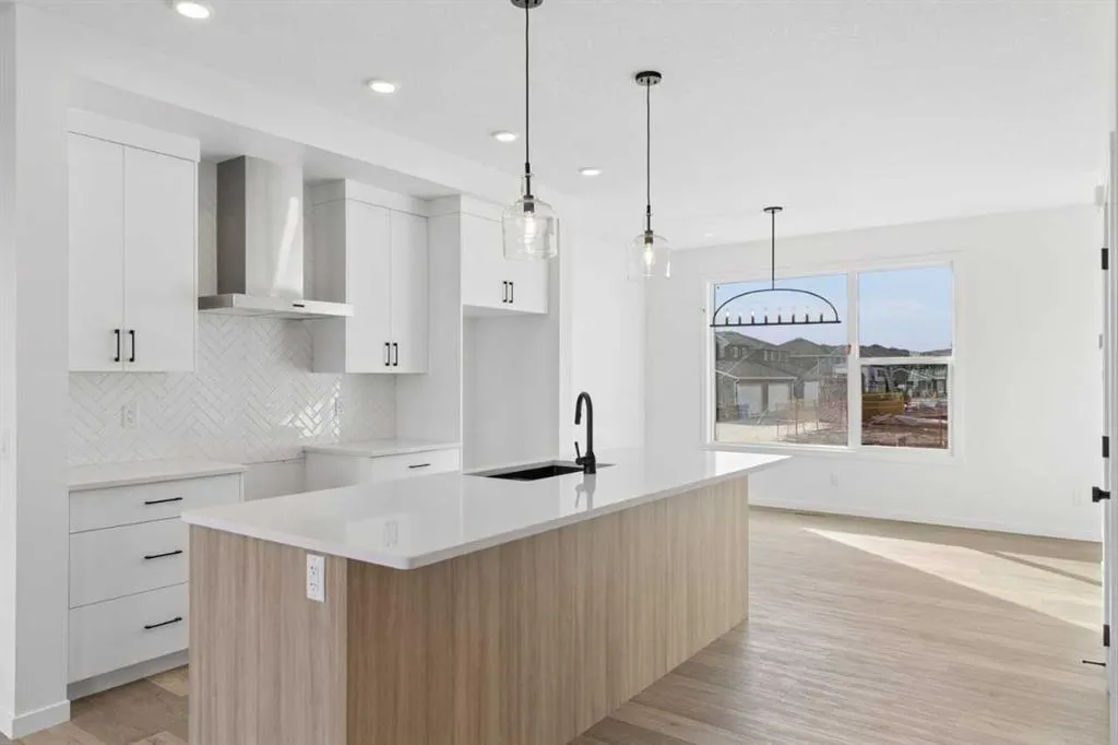 27 Creekstone Walk SW