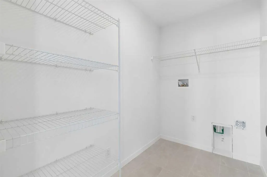 27 Creekstone Walk SW