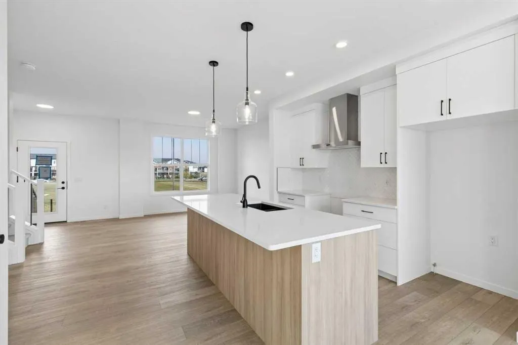 27 Creekstone Walk SW
