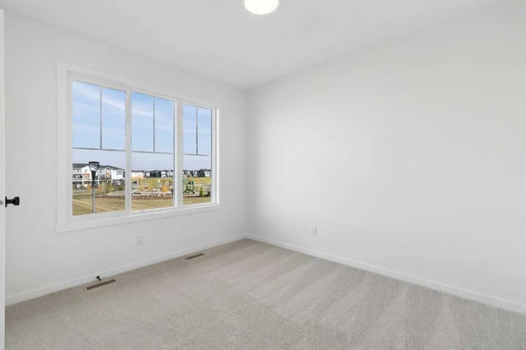 27 Creekstone Walk SW