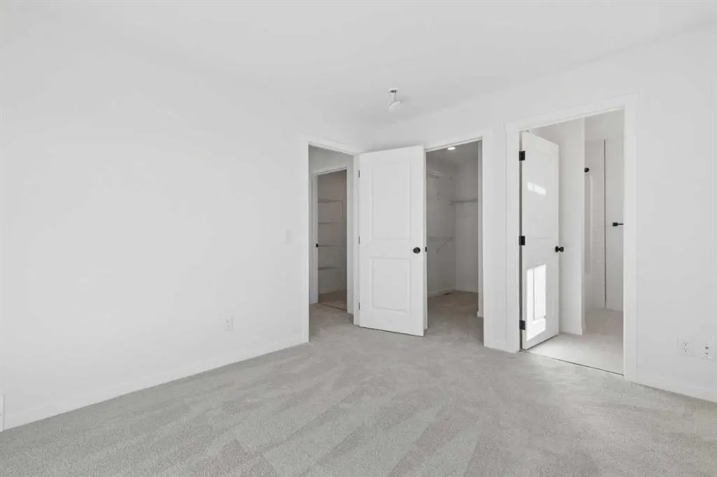 27 Creekstone Walk SW