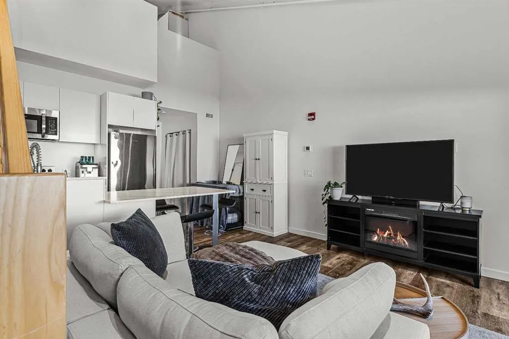 1 Industrial Place #212B