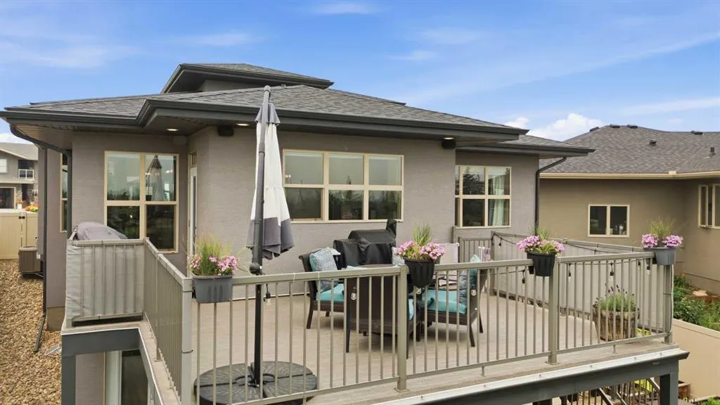1 Meadow Close