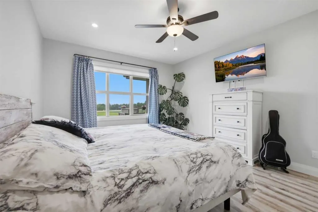 1 Meadow Close