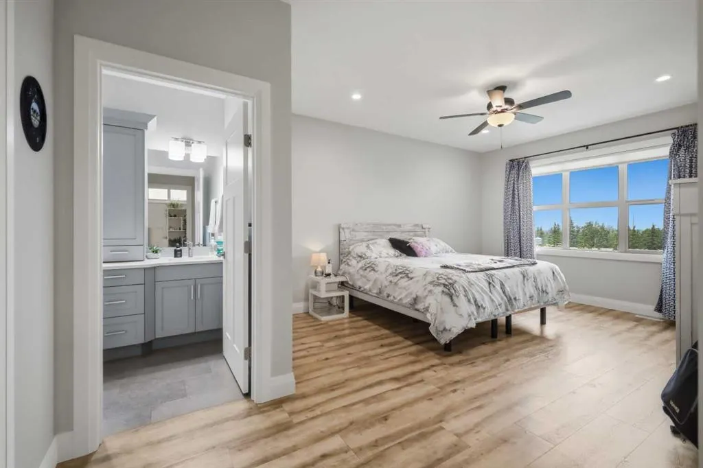 1 Meadow Close