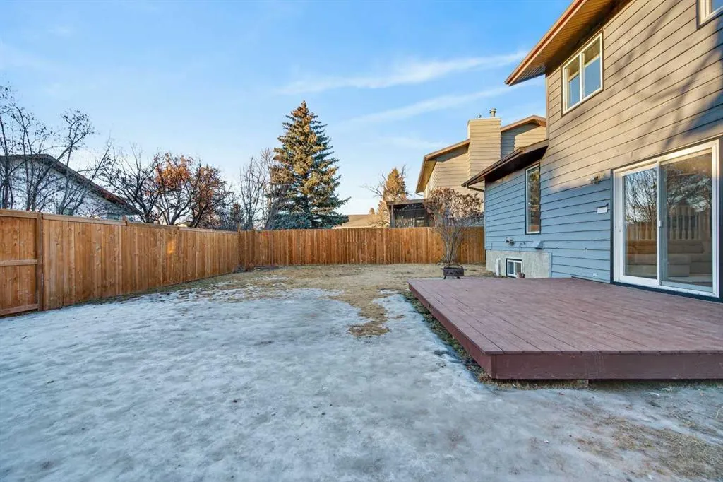 303 Woodside Place