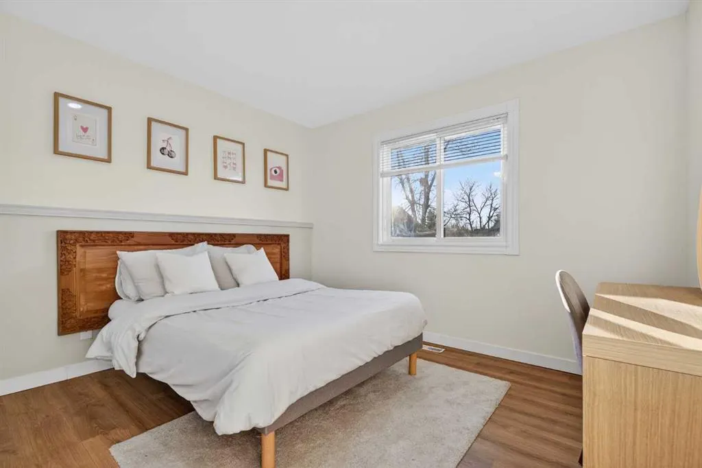 303 Woodside Place